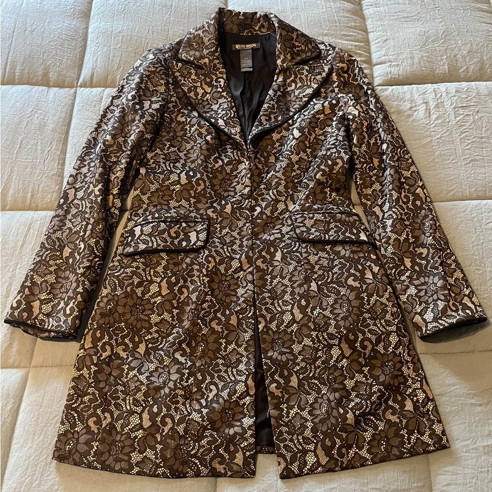 Bisou Bisou Floral Lace Print Coat